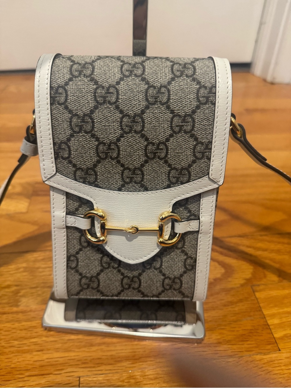 Gucci Monogram Supreme Crossbody - Picture 2 of 4